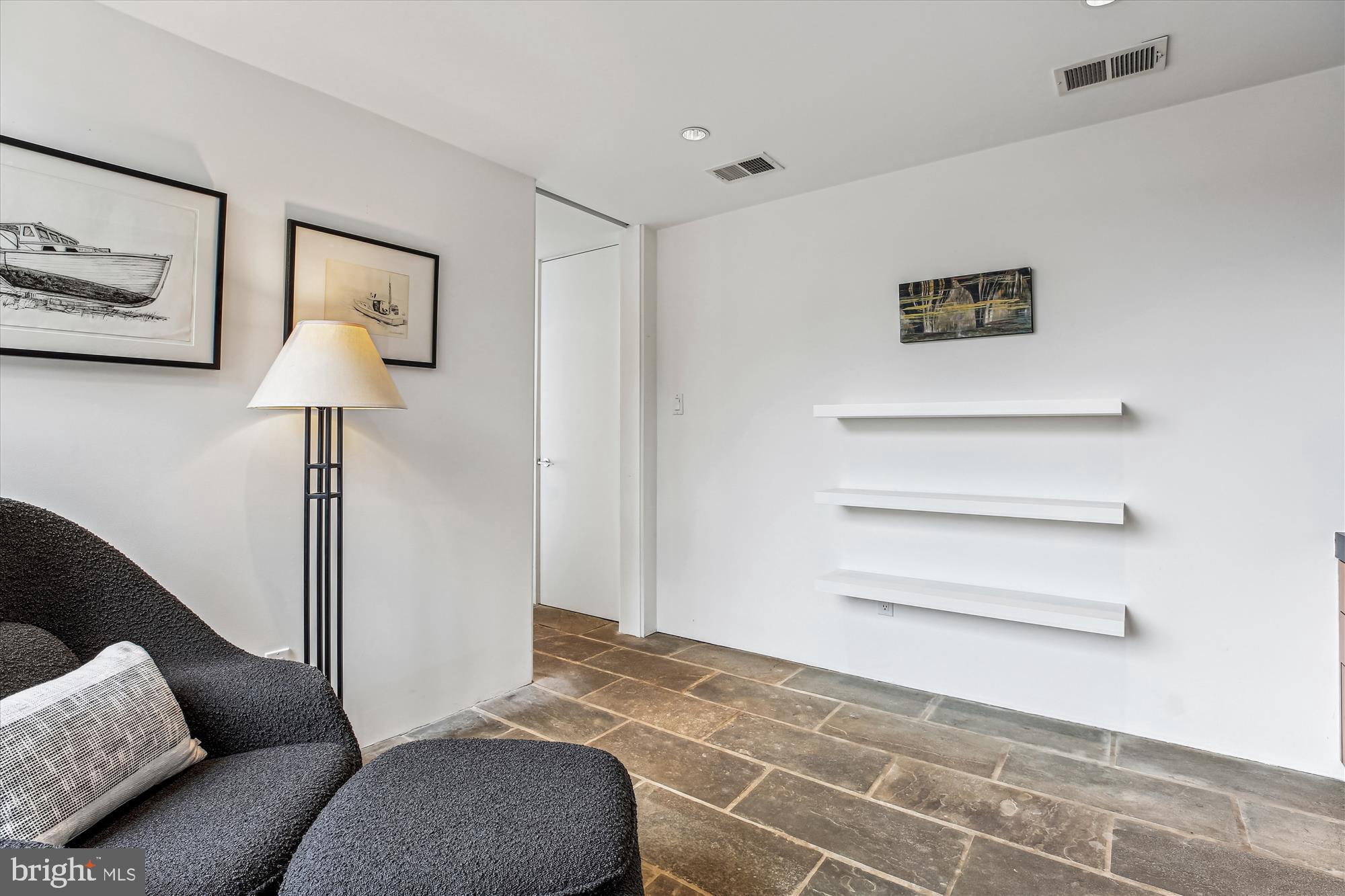 113 Valley Road Bethesda, MD 20816 - Photo 36 of 67 Gallery Image 36