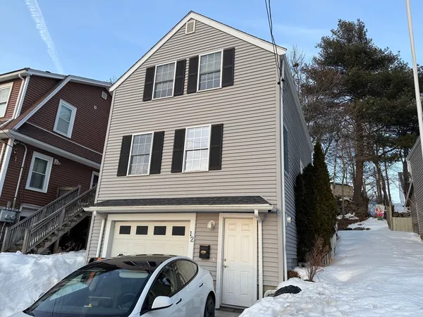 $2,950 | 12 Baker Avenue, Weymouth, MA 02188