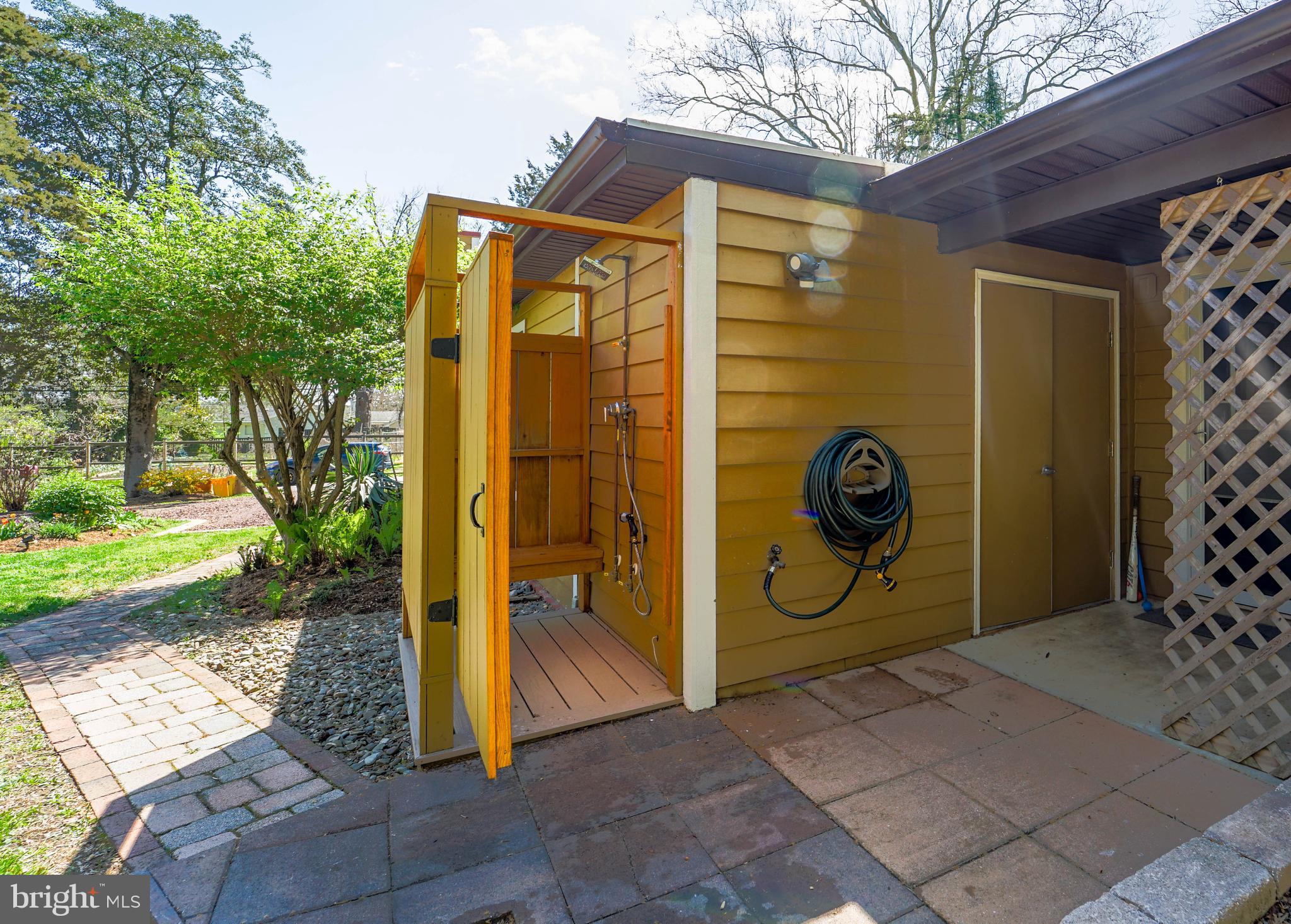 310 Epping Way Annapolis, MD 21401 - Photo 49 of 62 Outdoor cedar shower