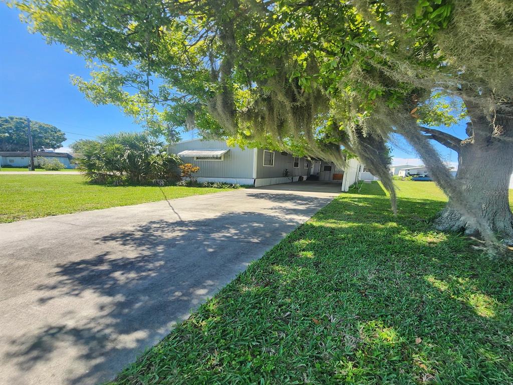 1069 Lemon Street Okeechobee, FL 34974 - Photo 16 of 26 Gallery Image 16