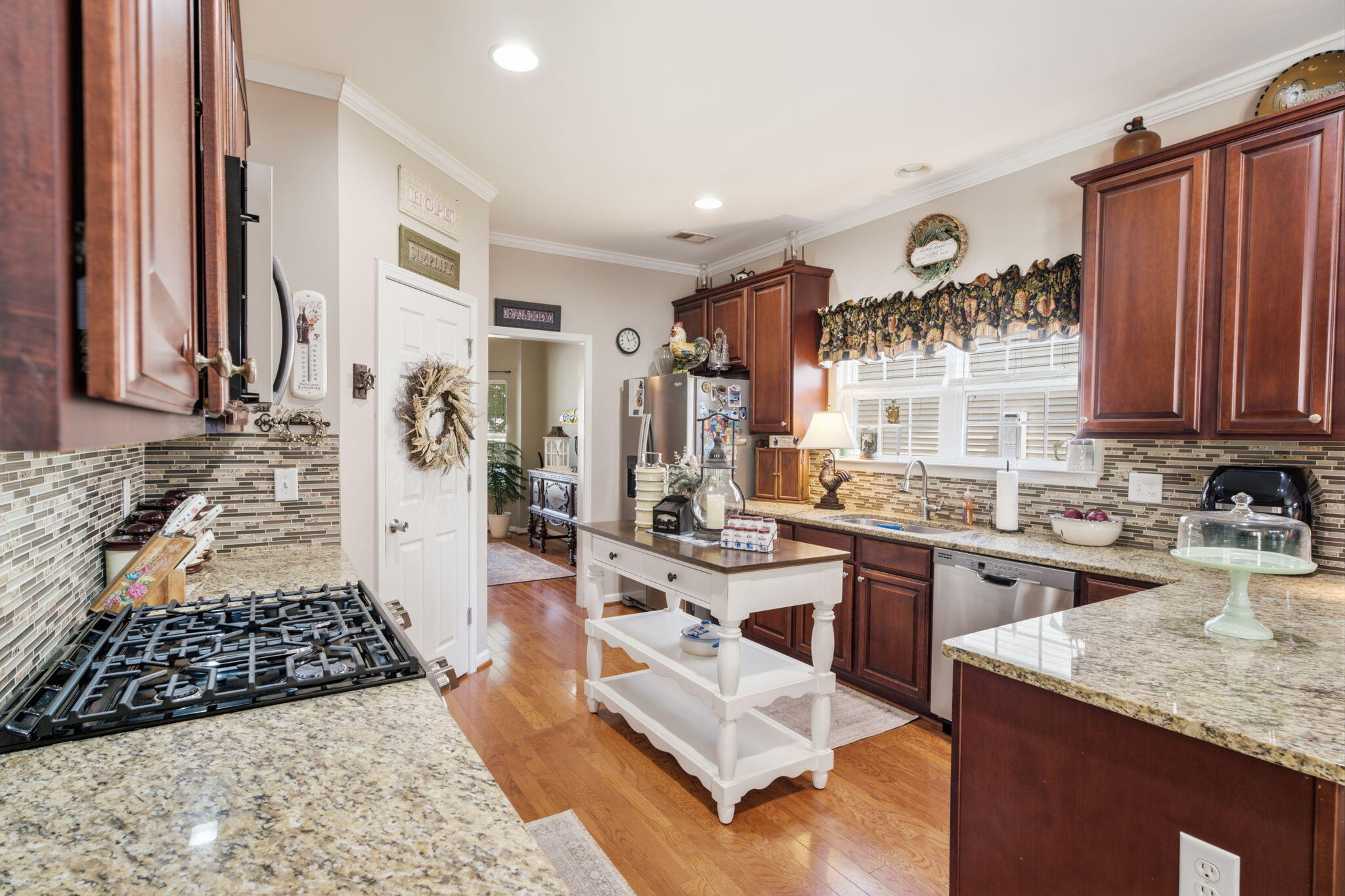128 Charlesfort Way Moncks Corner, SC 29461 - Photo 15 of 65 Gorgeous Counters