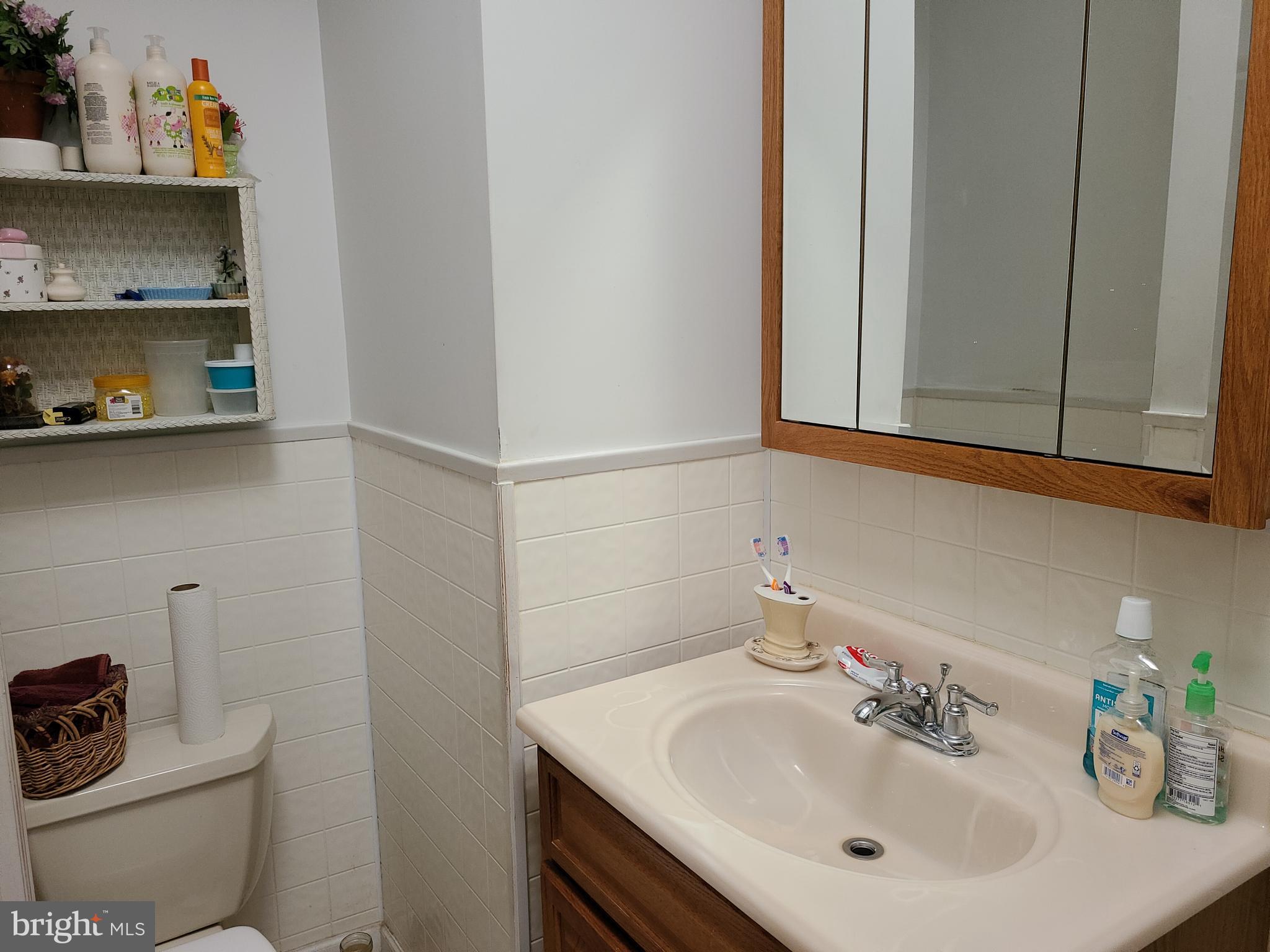 744 Marlyn Road Philadelphia, PA 19151 - Photo 15 of 20