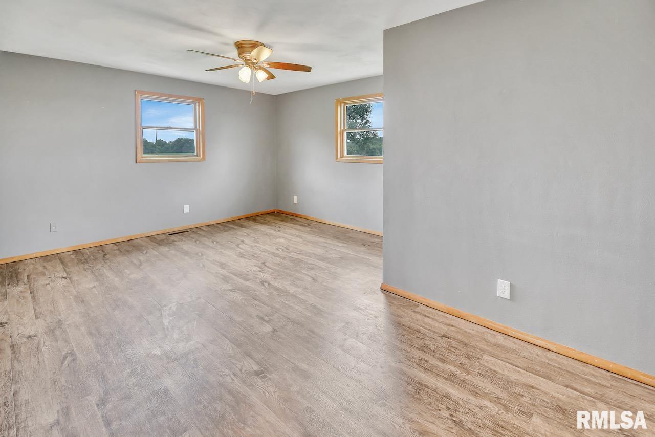 6605 South Trivoli Road Glasford, IL 61533 - Photo 15 of 30 Gallery Image 15
