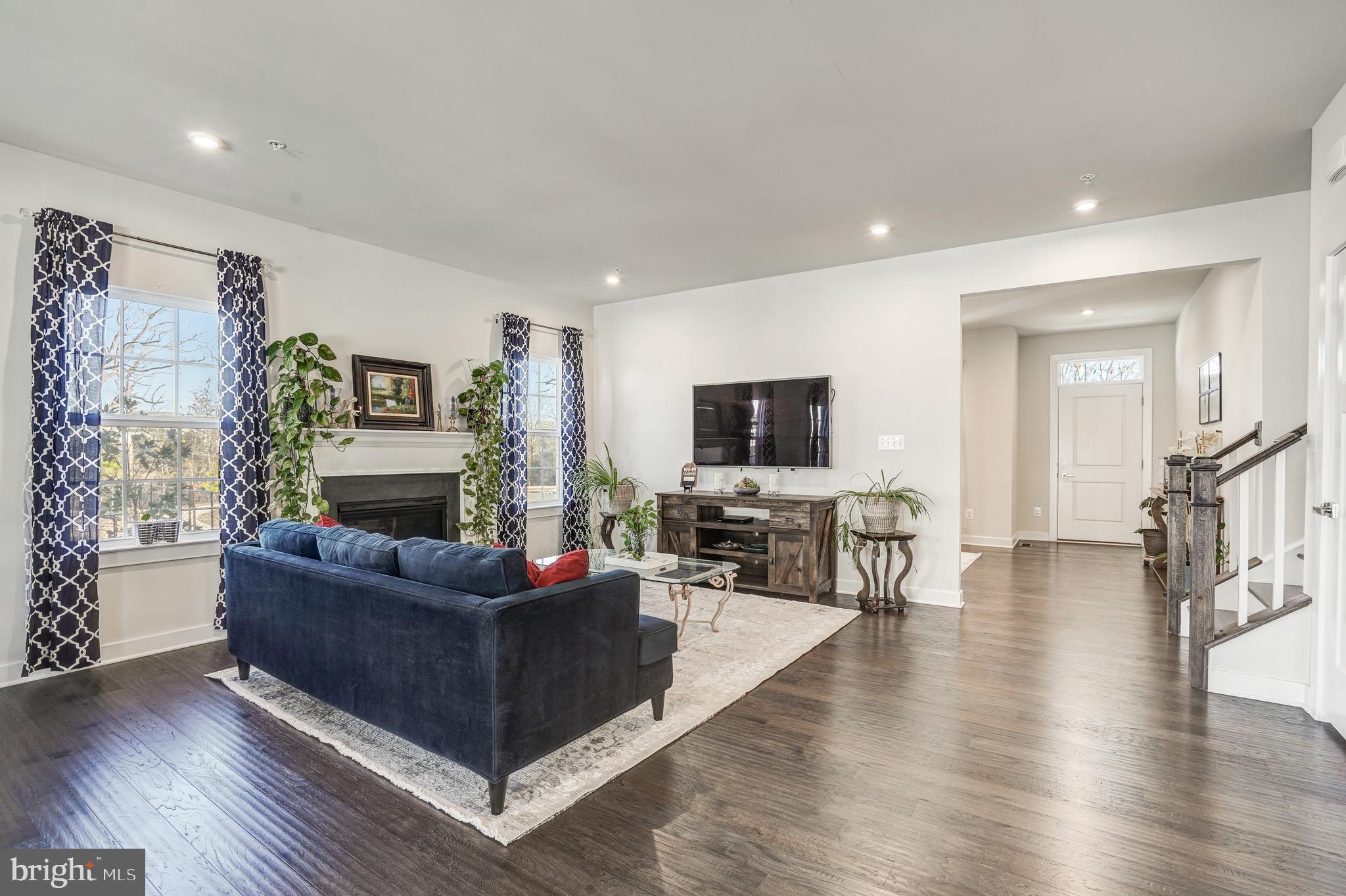 11100 Wheeler Ridge Drive Manassas, VA 20109 - Photo 10 of 62 Gallery Image 10