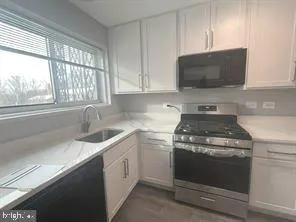 $249,900 | 10500 Weymouth Street, Unit 104, Bethesda, MD 20814