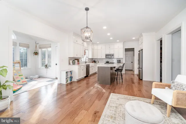 $850,000 | 15 Braxton Road, Mechanicsburg, PA 17050