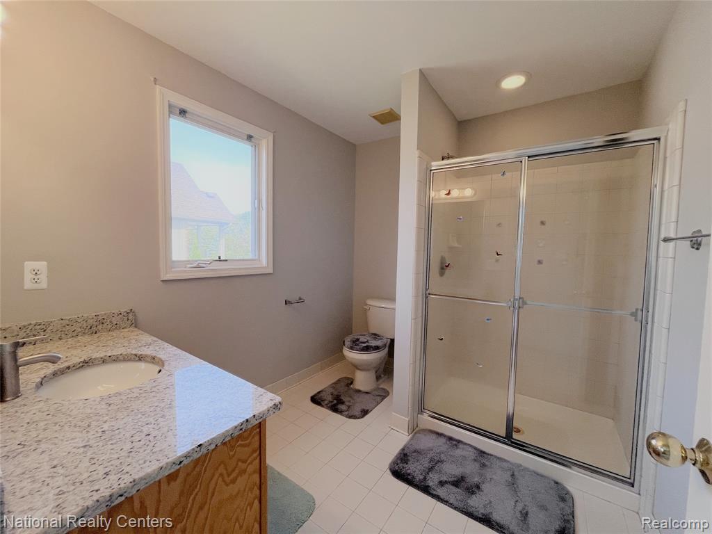2056 Somerville Road Rochester Hills, MI 48307 - Photo 40 of 84