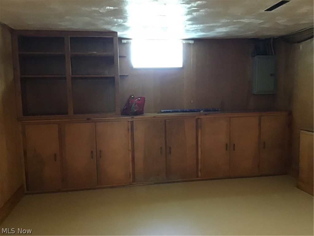 472 Lansing Road Akron, OH 44312 - Photo 14 of 21
