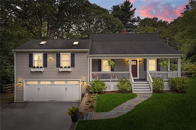 $995,000 | 11 Houghton Street, Barrington, RI 02806