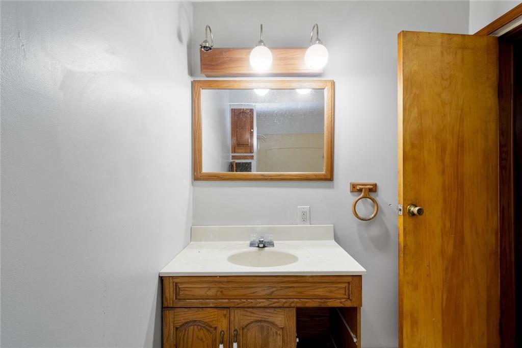 719 Frederick Street McKees Rocks, PA 15136 - Photo 10 of 48 Gallery Image 10