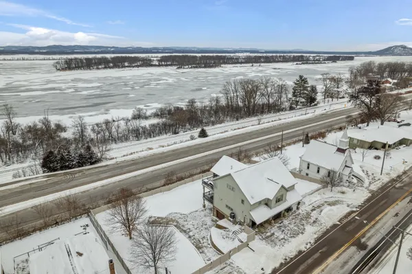 $629,900 | 36074 Old Homer Road, Winona, MN 55987