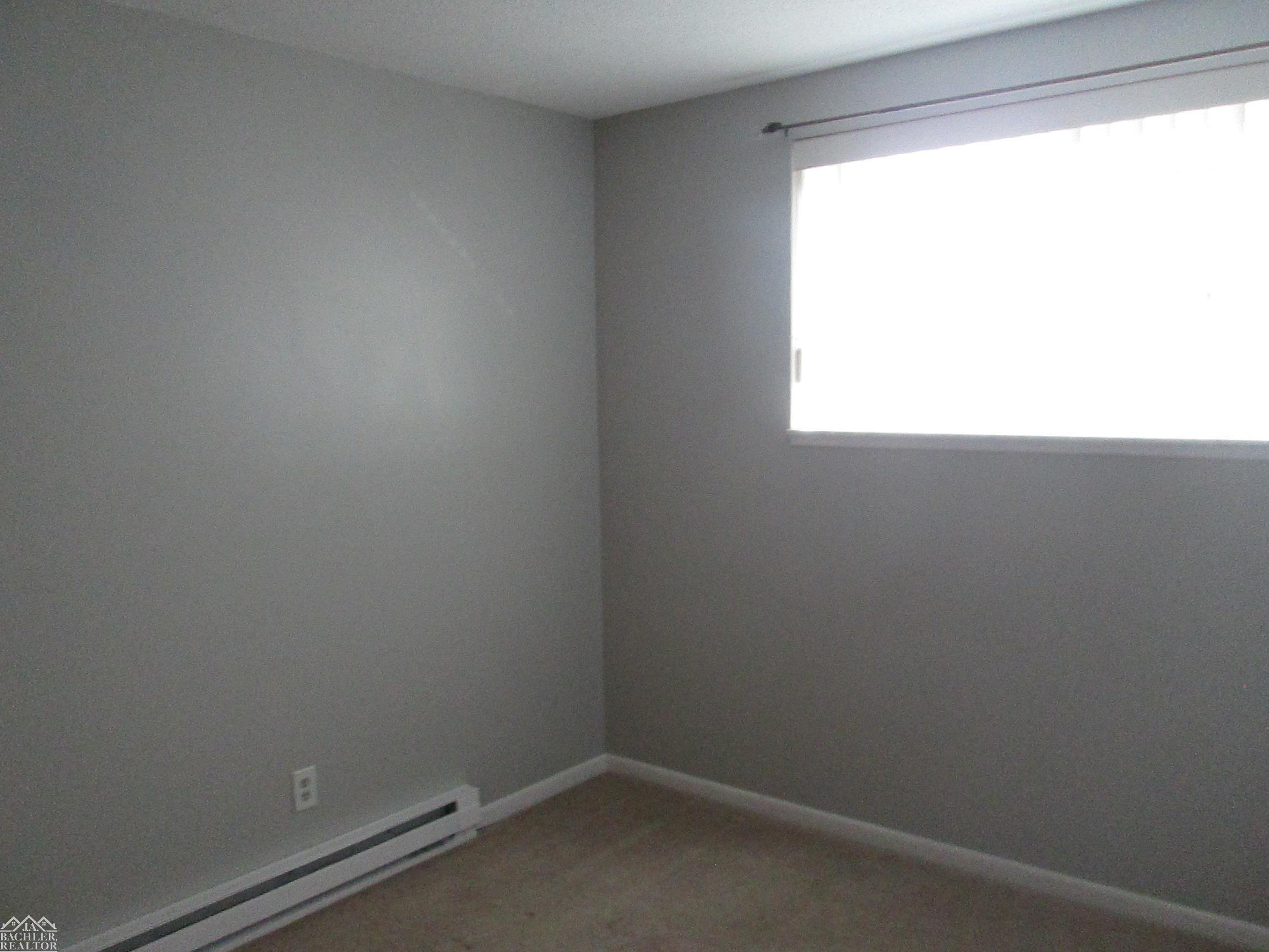 1637 South Riverside Avenue St. Clair, MI 48079 - Photo 10 of 11