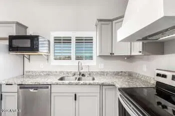 $2,150 | 1027 North 360th Avenue, Tonopah, AZ 85354