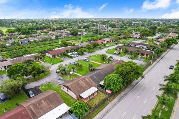 $3,300 | 4736 Southwest 136th Place, Miami, FL 33175
