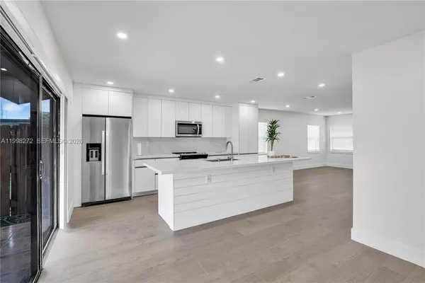 $3,300 | 4736 Southwest 136th Place, Miami, FL 33175