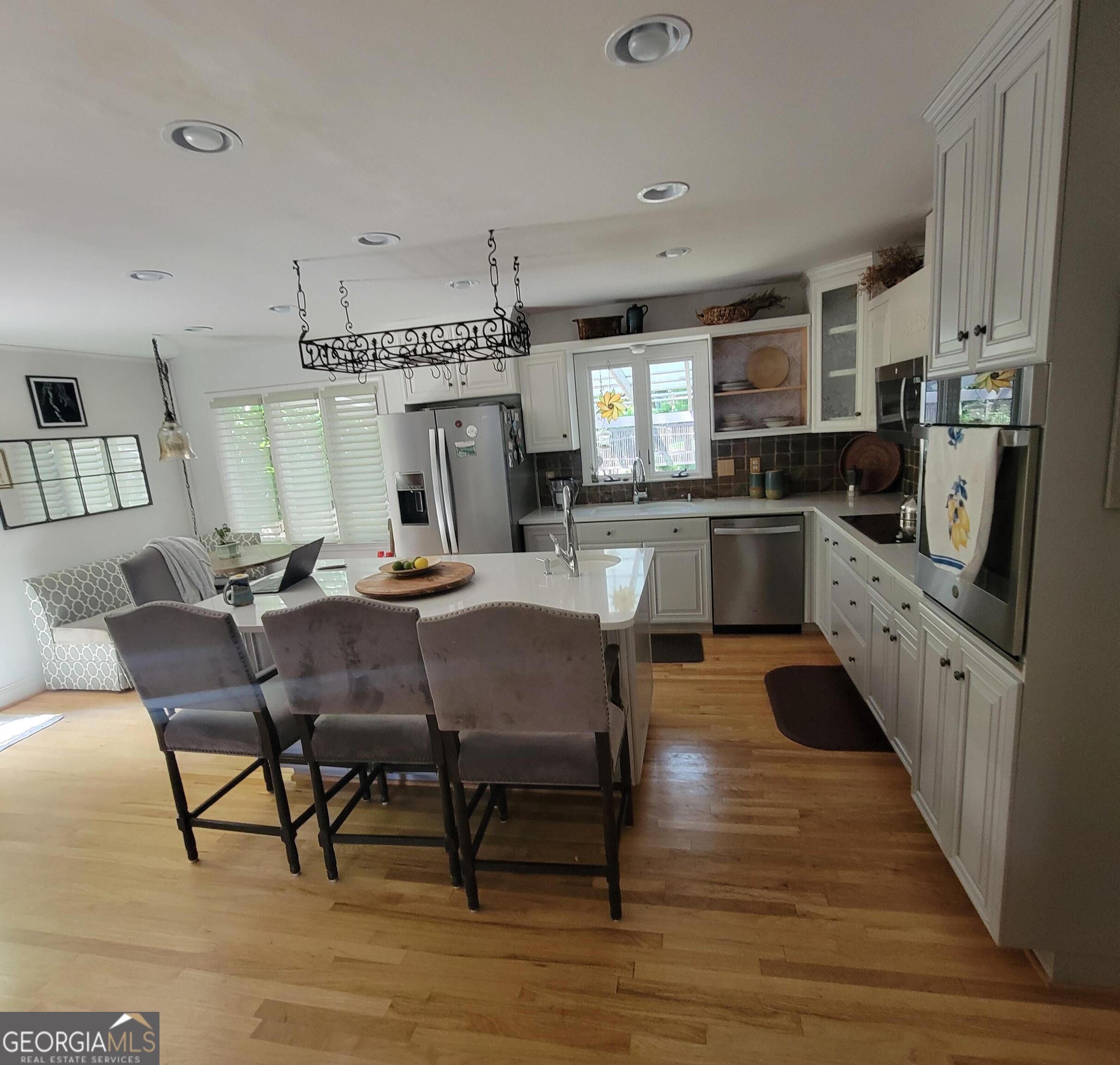 2469 Circlewood Road Northeast Atlanta, GA 30345 - Photo 14 of 26