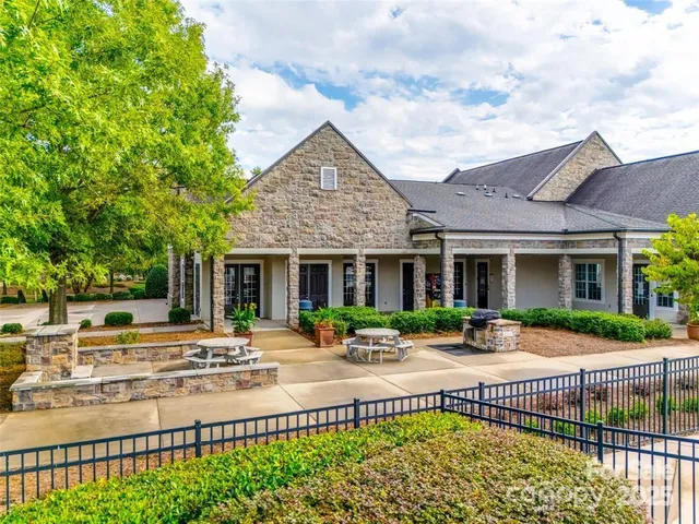 $325,000 | 7223 Lochy Lane, Charlotte, NC 28278