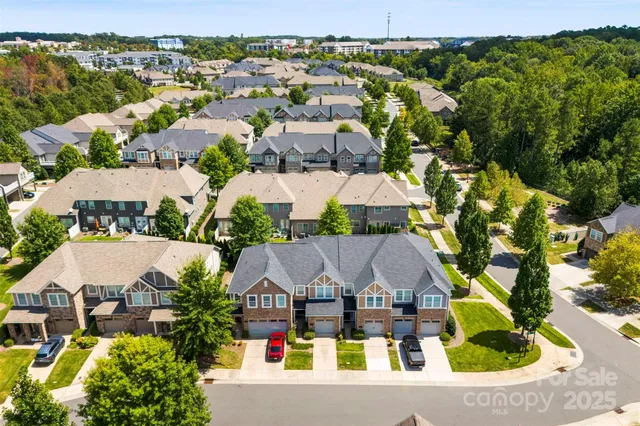 $325,000 | 7223 Lochy Lane, Charlotte, NC 28278