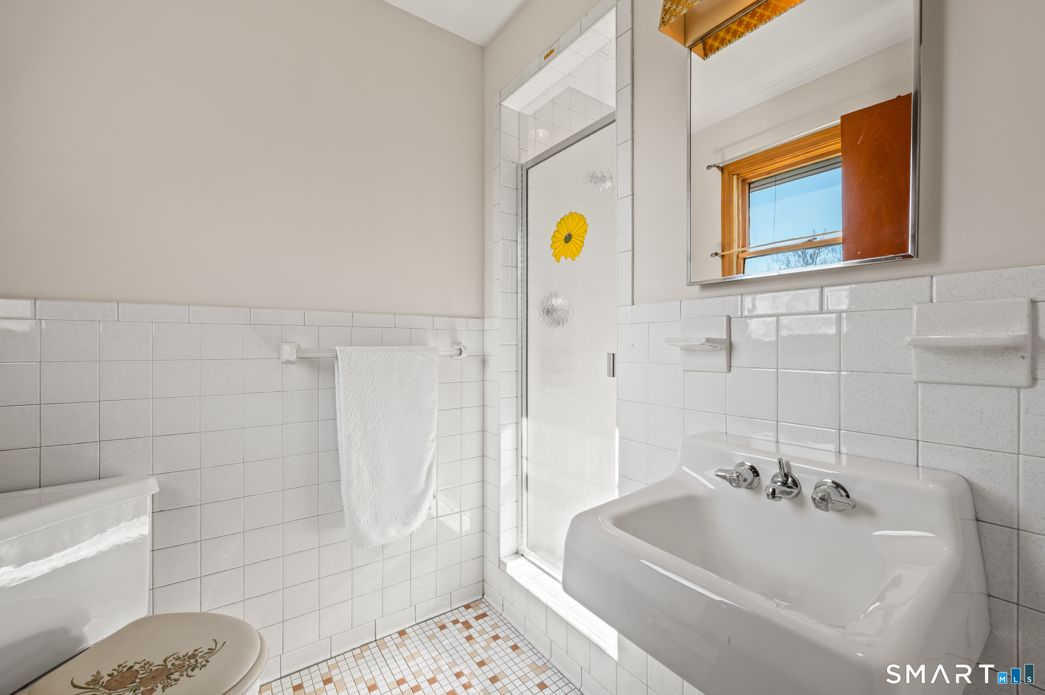 31 Grandview Terrace Portland, CT 06480 - Photo 26 of 40 a bathroom with a sink and bathtub