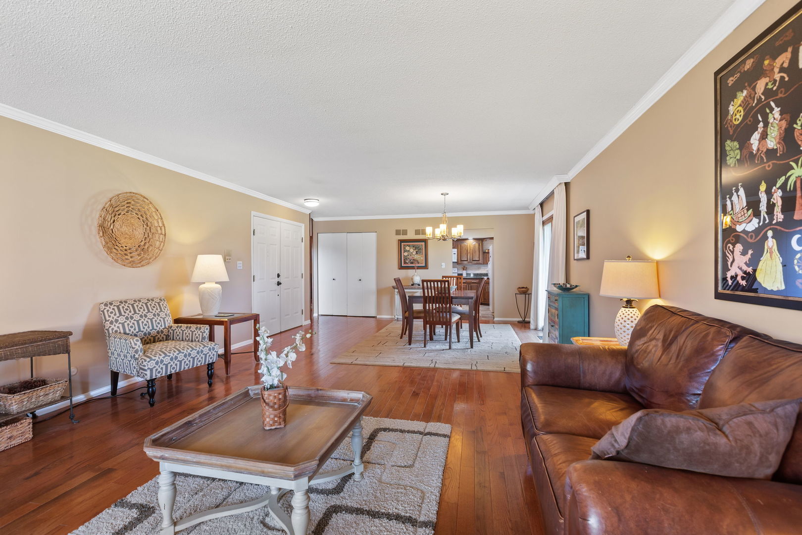 2425 El Cid Lane Northbrook, IL 60062 - Photo 12 of 28 a living room with furniture and wooden floor