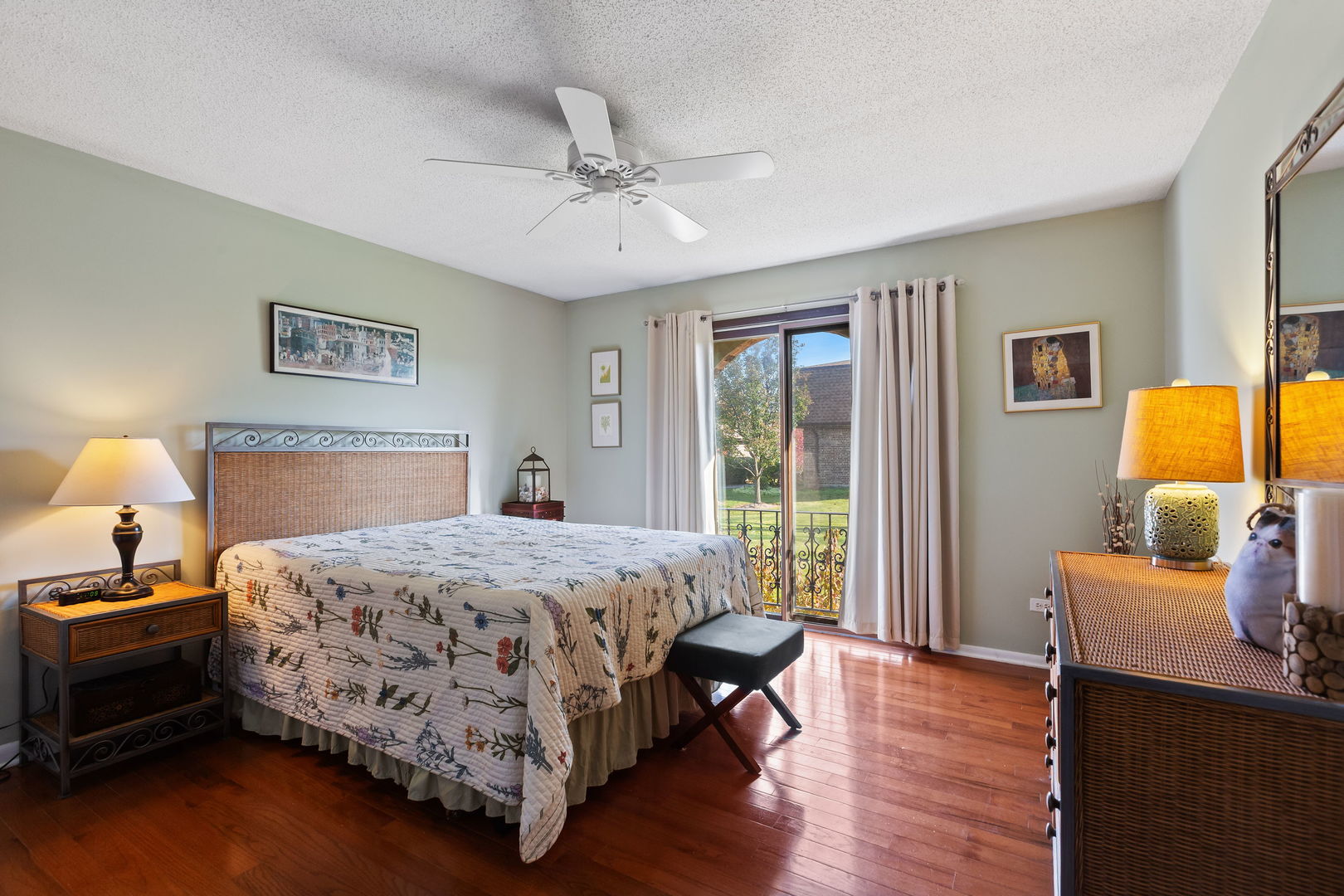 2425 El Cid Lane Northbrook, IL 60062 - Photo 19 of 28 a bedroom with a bed and wooden floor