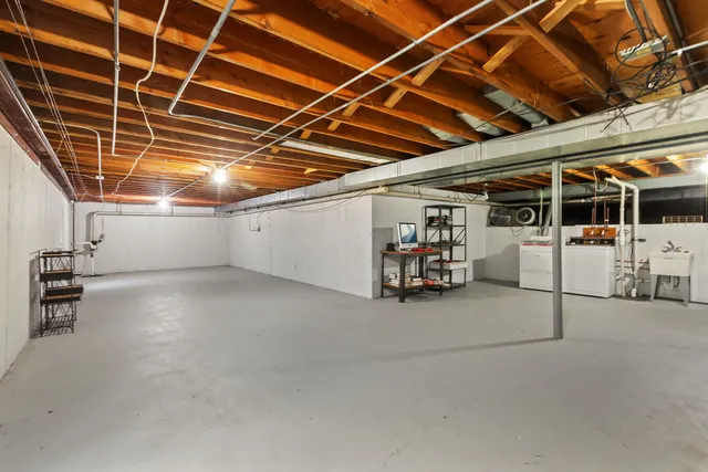 $495,000 | 2425 El Cid Lane, Northbrook, IL 60062