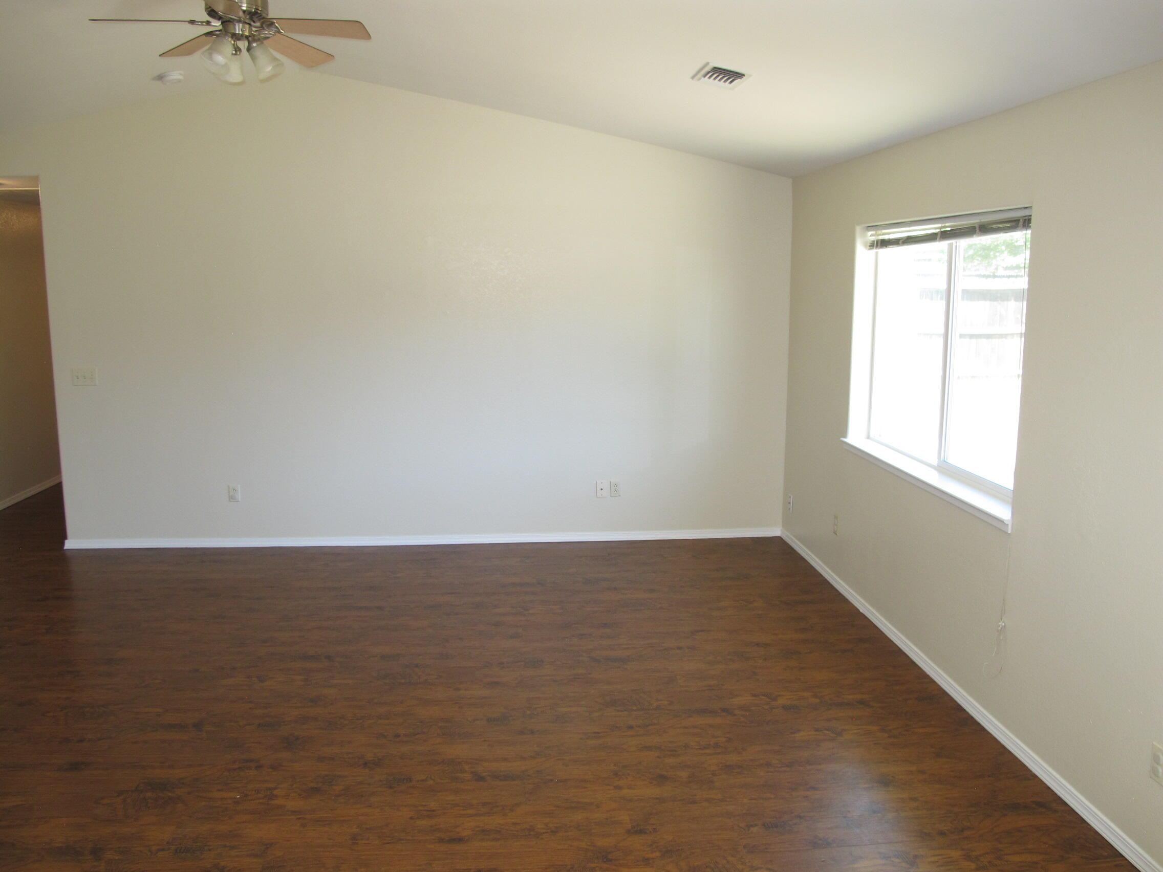 7343 Ruth Drive Klamath Falls, OR 97603 - Photo 11 of 21 IMG_2888