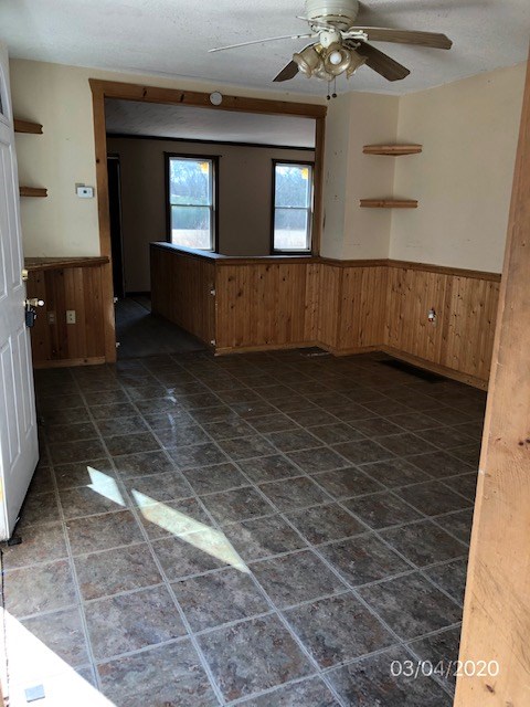 7 Country Road Westerly, RI 02808 - Photo 9 of 26 Gallery Image 9