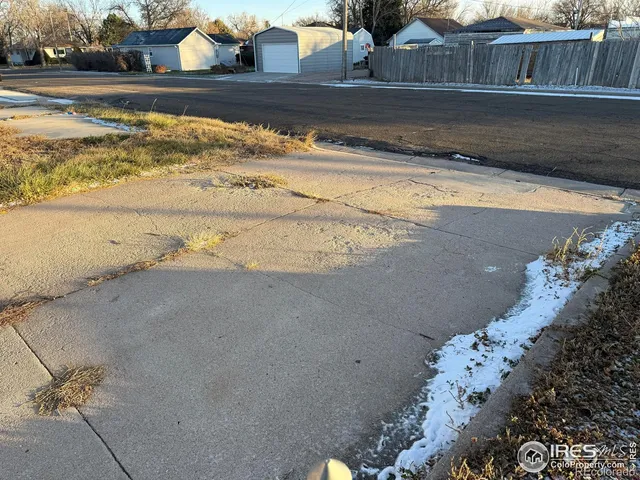 $200,000 | 375 West 7th Street, Akron, CO 80720