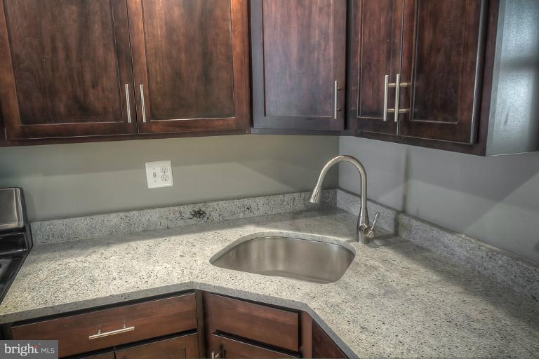 912 Ramsay Street Baltimore, MD 21223 - Photo 19 of 28 Interior (General)