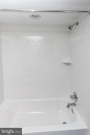 912 Ramsay Street Baltimore, MD 21223 - Photo 21 of 28 Bath