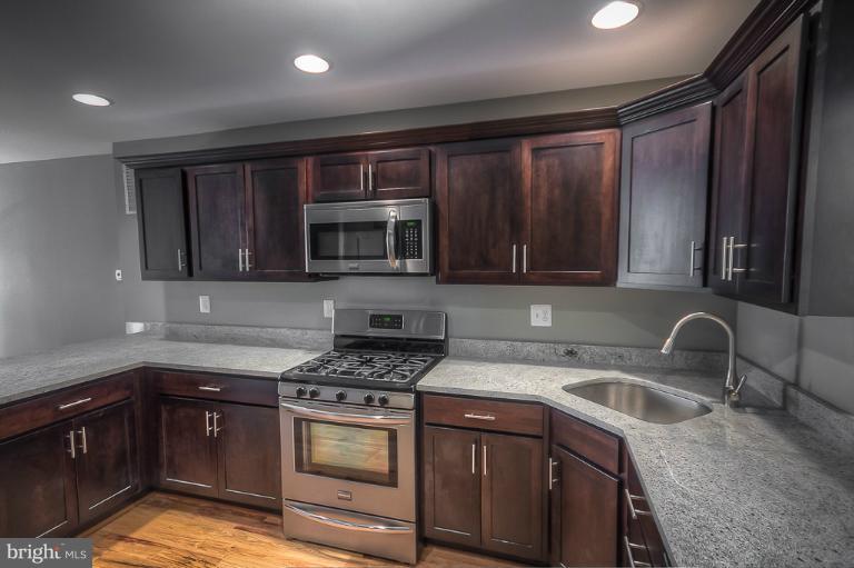 912 Ramsay Street Baltimore, MD 21223 - Photo 4 of 28 Kitchen