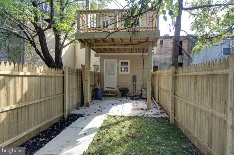 912 Ramsay Street Baltimore, MD 21223 - Photo 7 of 28 Exterior (Rear)