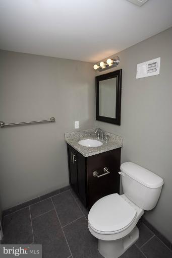 912 Ramsay Street Baltimore, MD 21223 - Photo 9 of 28 Bath