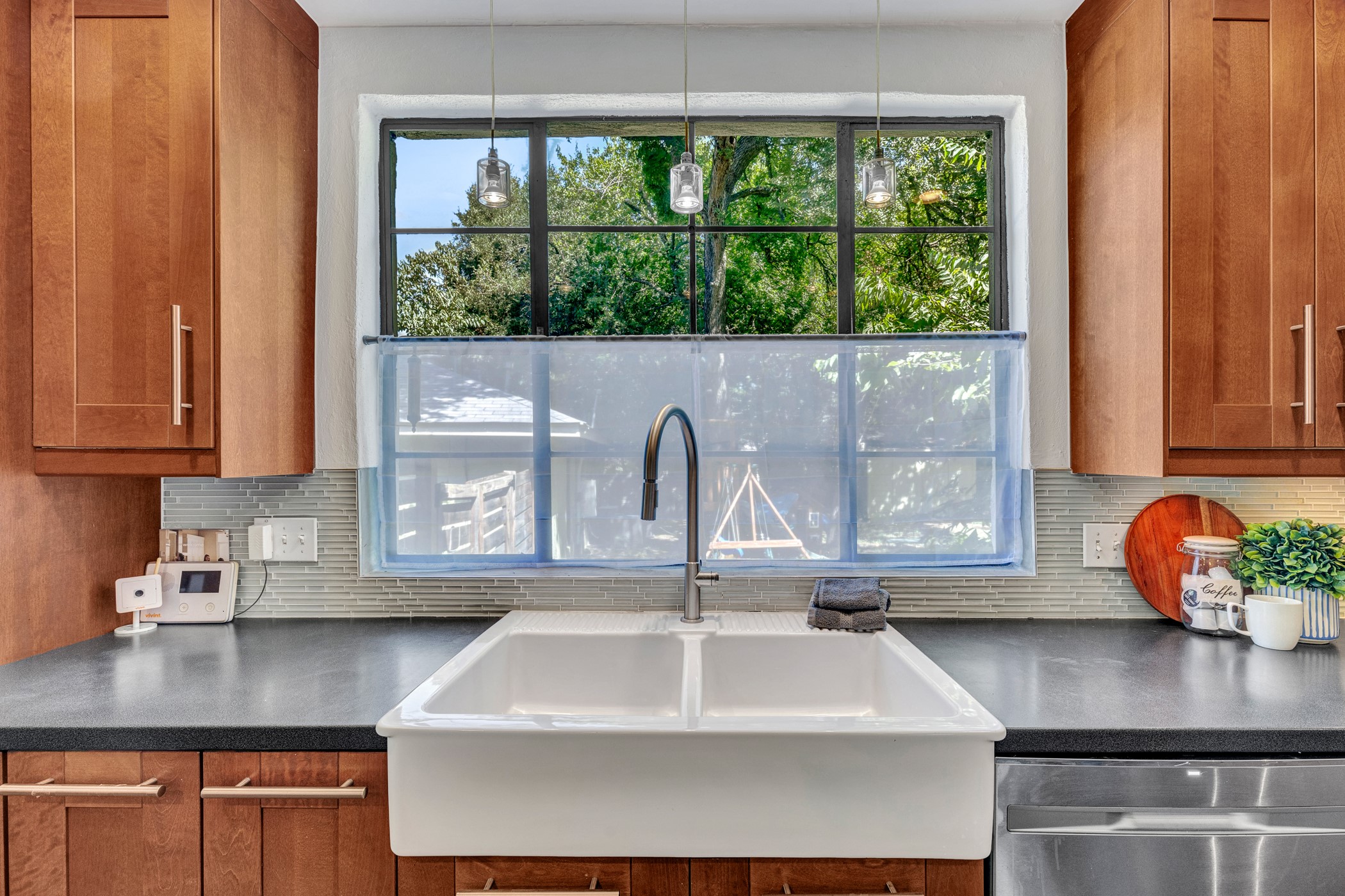 1208 Fairwood Road Austin, TX 78722 - Photo 7 of 40
