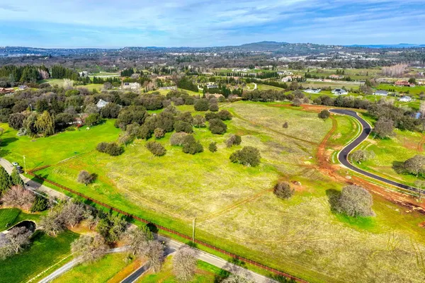 $725,000 | 780 Sierra View Court, Shingle Springs, CA 95682