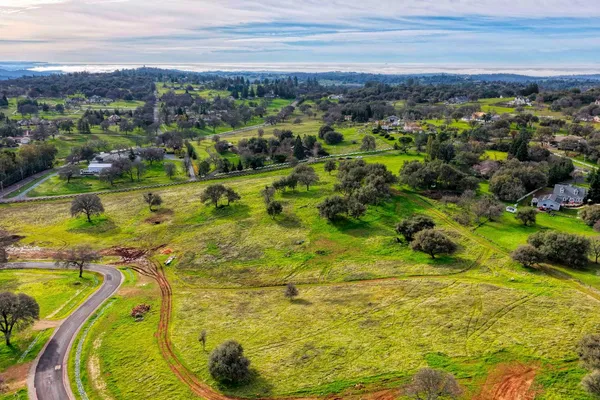 $725,000 | 780 Sierra View Court, Shingle Springs, CA 95682