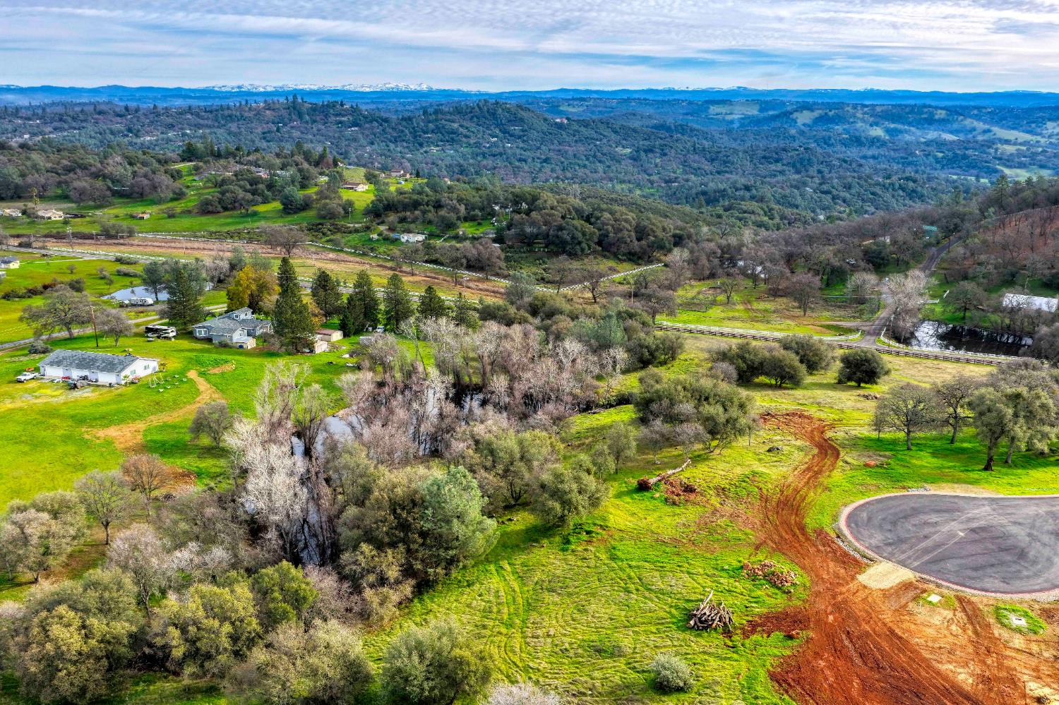 780 Sierra View Court Shingle Springs, CA 95682 - Photo 53 of 67 a view of a city with mountains in the background