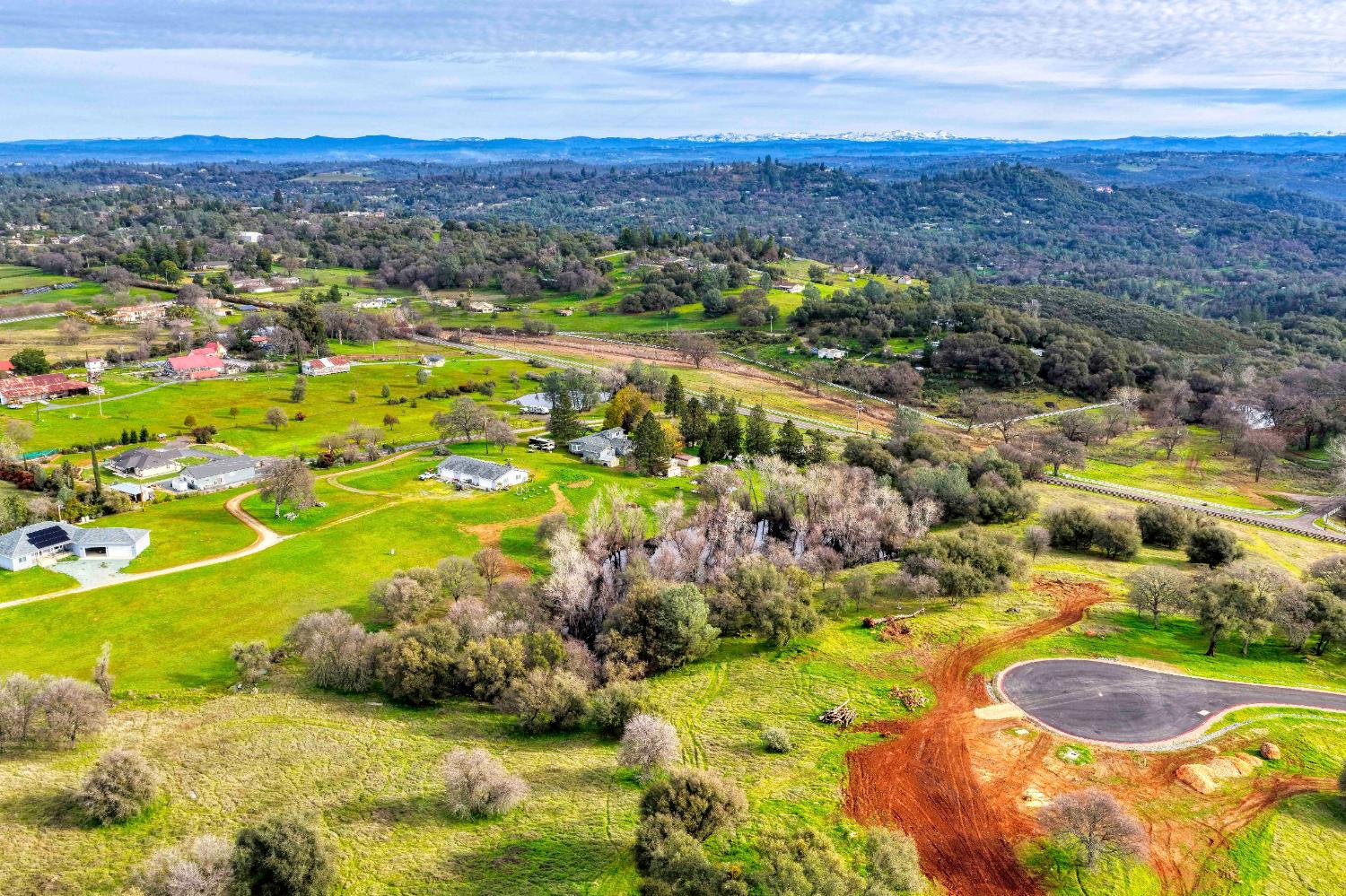 780 Sierra View Court Shingle Springs, CA 95682 - Photo 55 of 67 a view of a city with mountains in the background
