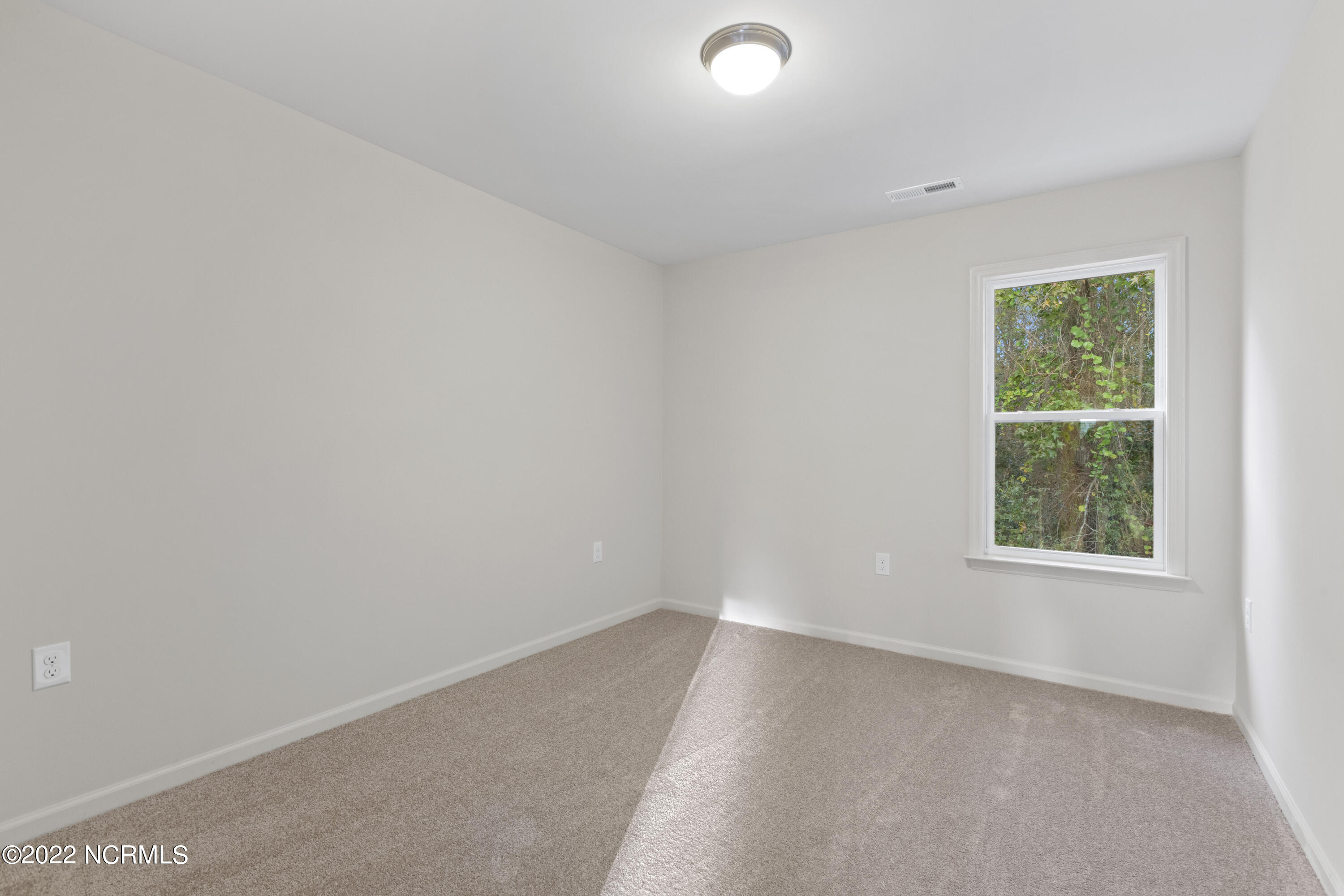 326 Glenellen Loop Road Midway Park, NC 28544 - Photo 16 of 20 IMG_2476