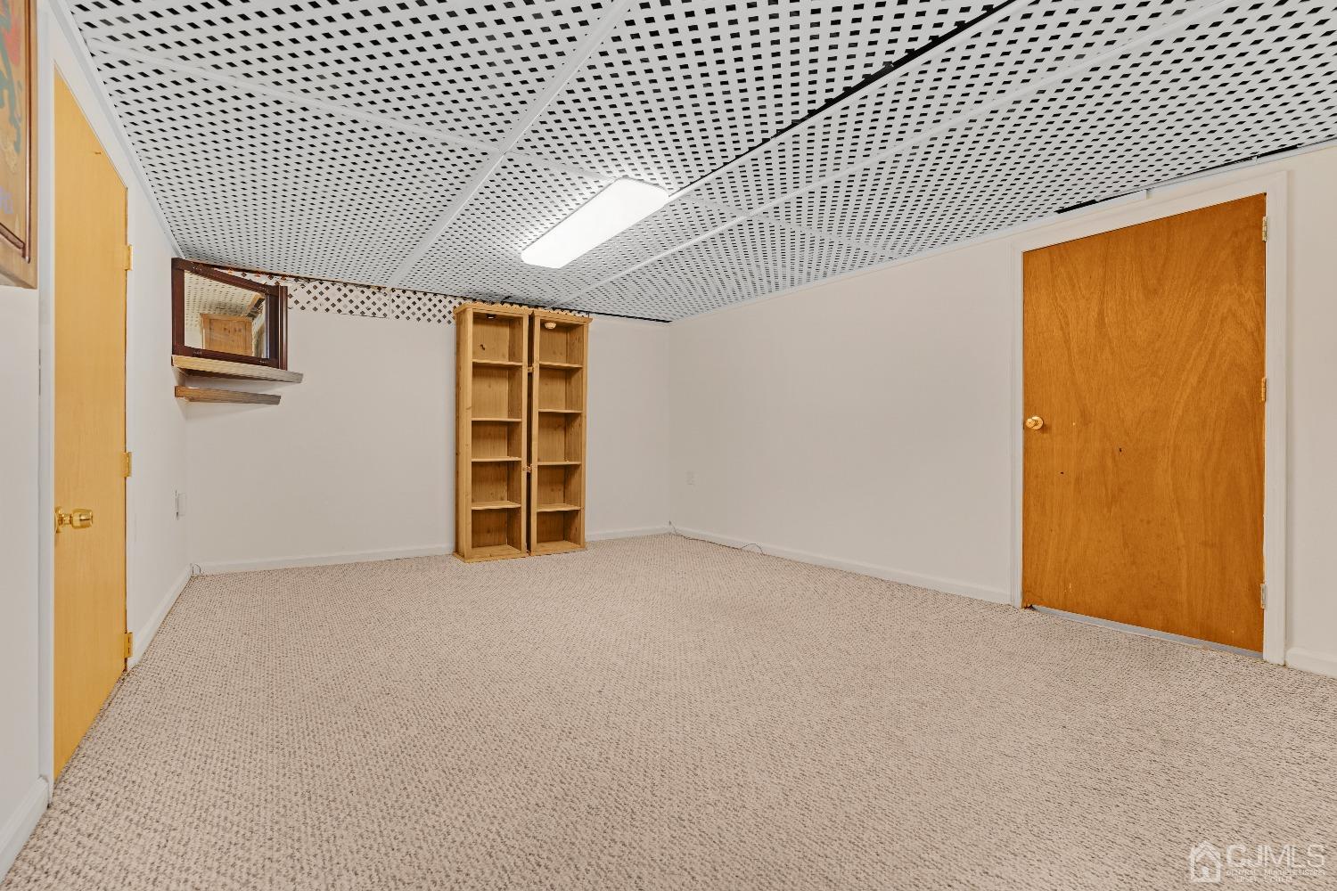 44 Terry Avenue Edison, NJ 08820 - Photo 35 of 47