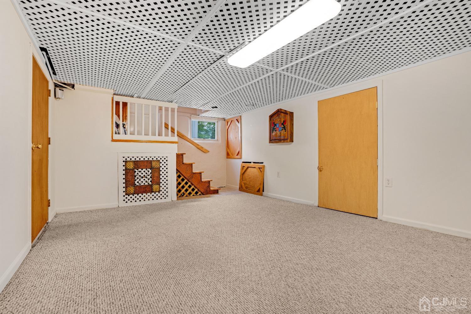 44 Terry Avenue Edison, NJ 08820 - Photo 36 of 47