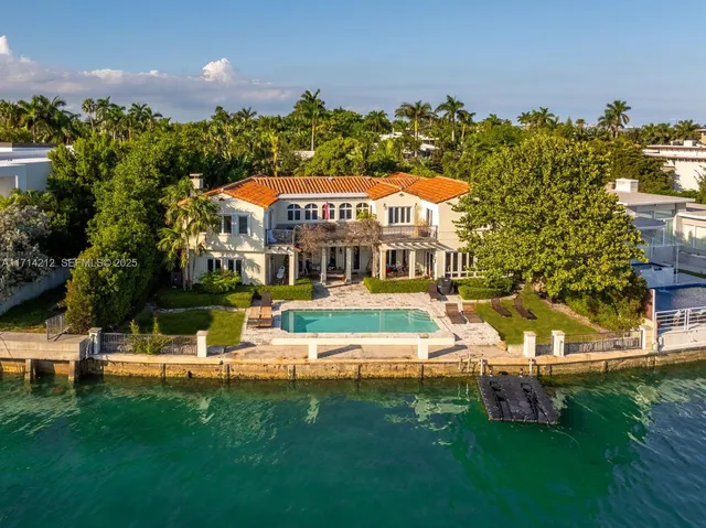 $17,500,000 | 11 East Rivo Alto Drive, Miami Beach, FL 33139