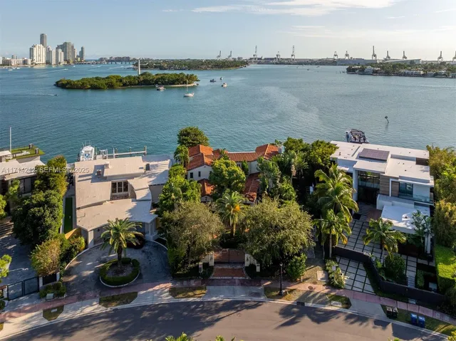 $17,500,000 | 11 East Rivo Alto Drive, Miami Beach, FL 33139