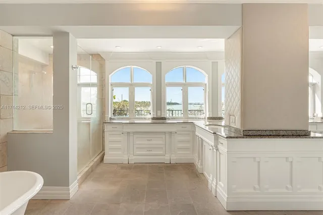 $17,500,000 | 11 East Rivo Alto Drive, Miami Beach, FL 33139