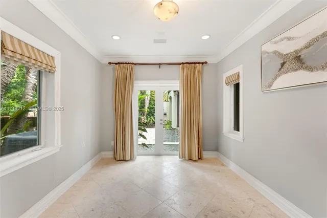 $17,500,000 | 11 East Rivo Alto Drive, Miami Beach, FL 33139