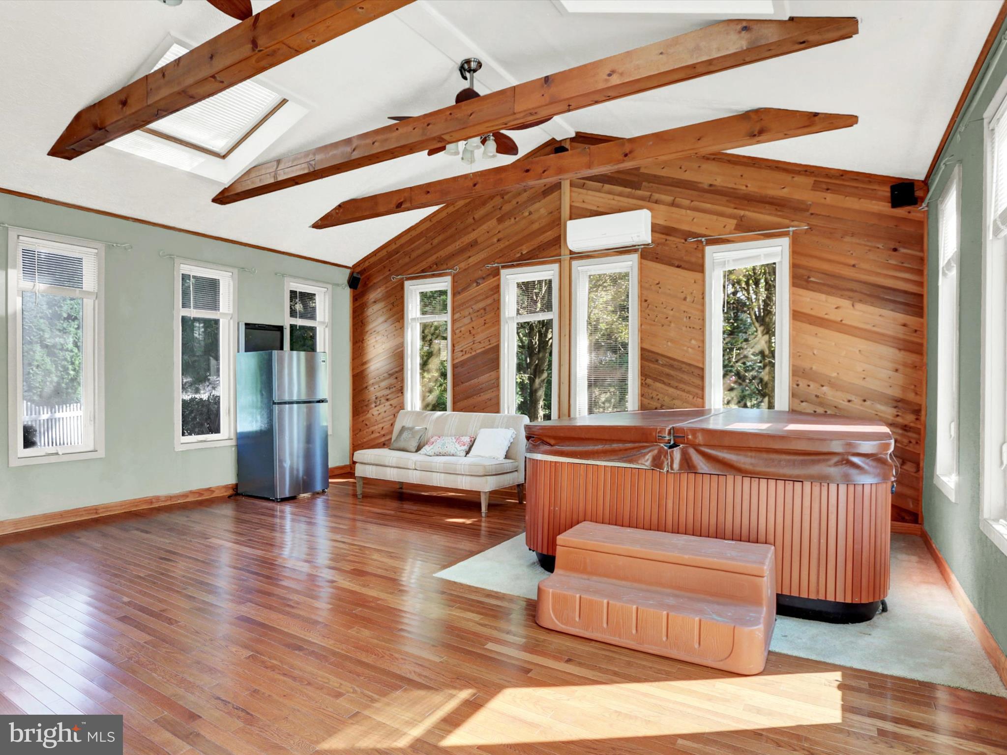 23 Pin Oak Street Palmyra, PA 17078 - Photo 16 of 65 a living room with furniture and a large window
