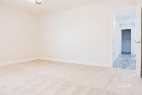 909 West Wasp Avenue Ridgecrest, CA 93555 - Photo 21 of 33 a view of empty room