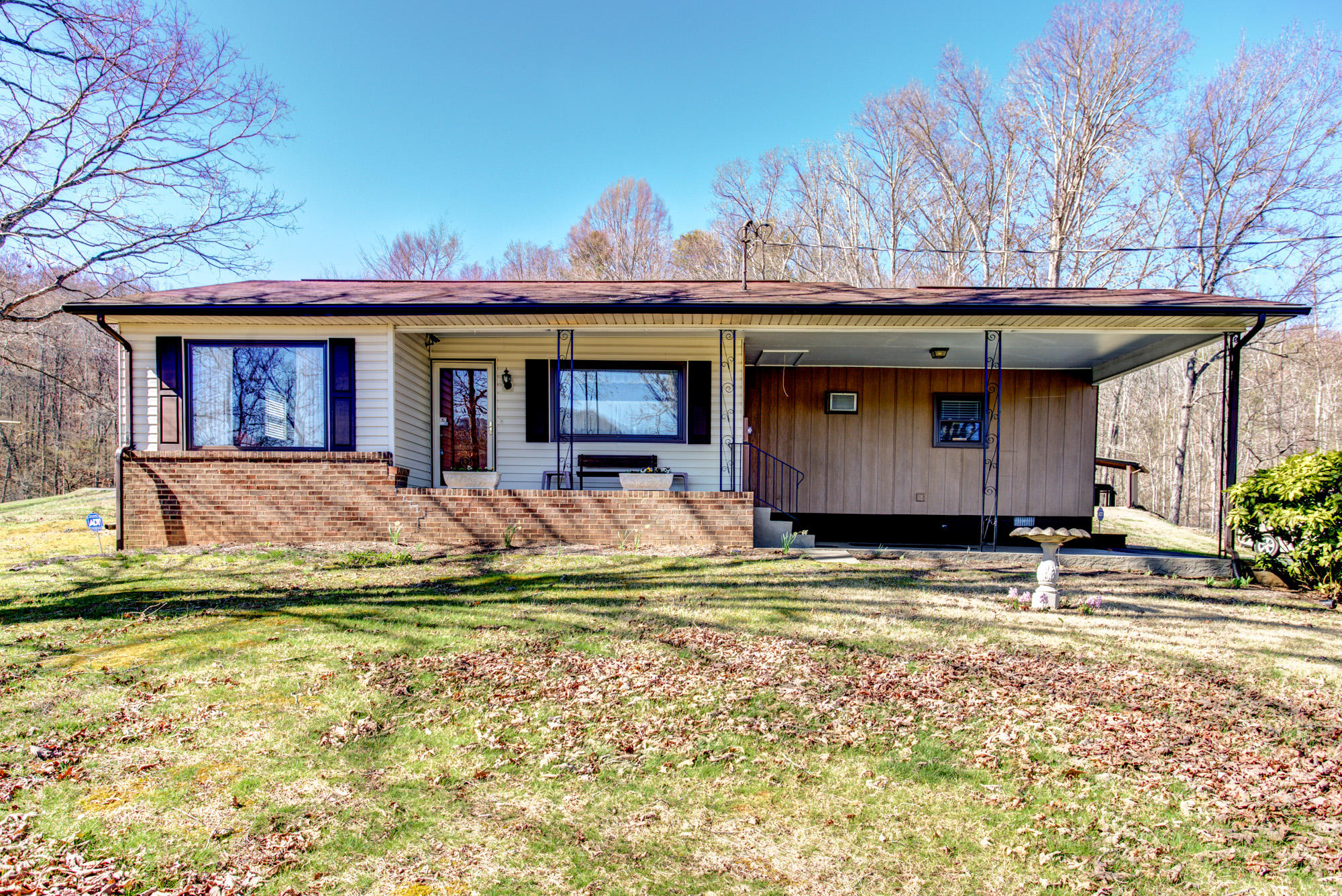 808 Ridgeview Drive Clinton, TN 37716 - Photo 1 of 38 808 Ridgeview Drive-1