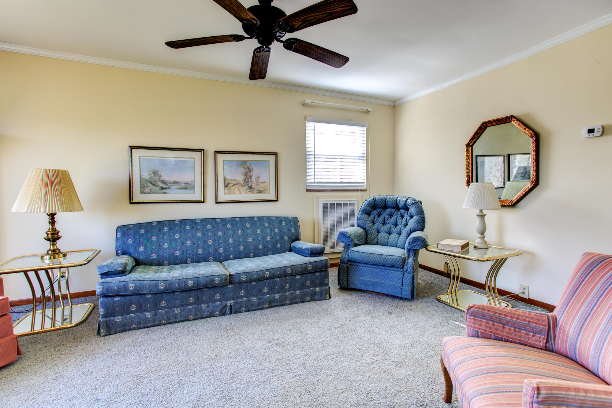 808 Ridgeview Drive Clinton, TN 37716 - Photo 3 of 38 808 Ridgeview Drive-3